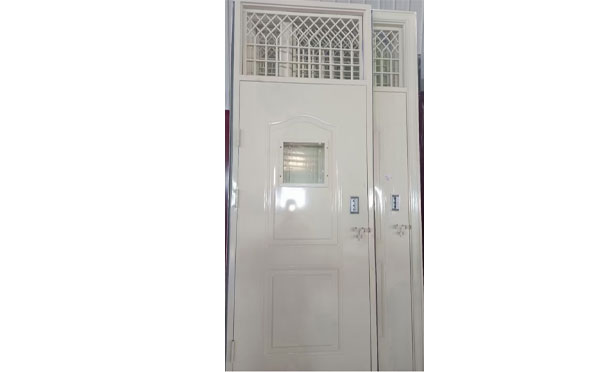 靖边学校教室门